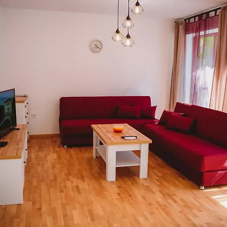 Andreya's Sea Apartment-beach, Sea Garden ,old Town, Free Parking, Free Evcharging Station * Várna