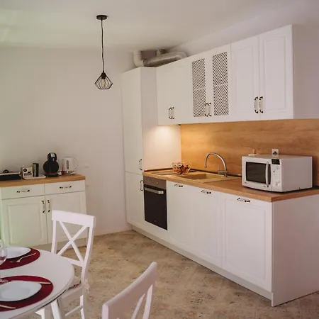 Andreya's Sea Apartment-beach, Sea Garden ,old Town, Free Parking, Free Evcharging Station Várna